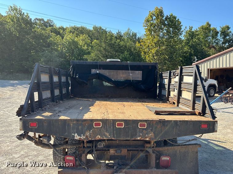 image for item FG0636 1999 Ford F-350 dump bed pickup truck