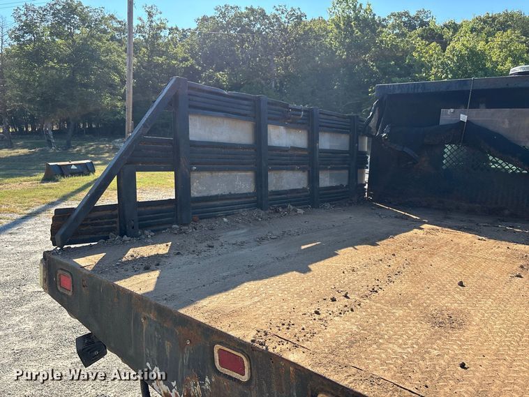 image for item FG0636 1999 Ford F-350 dump bed pickup truck