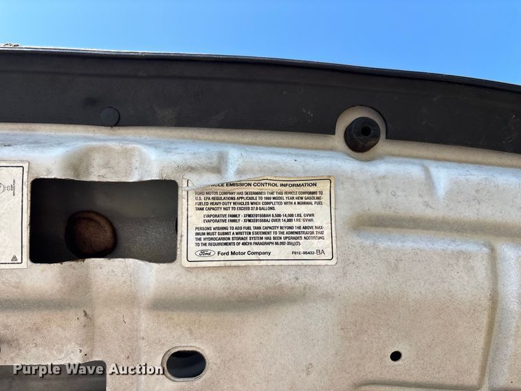 image for item FG0636 1999 Ford F-350 dump bed pickup truck