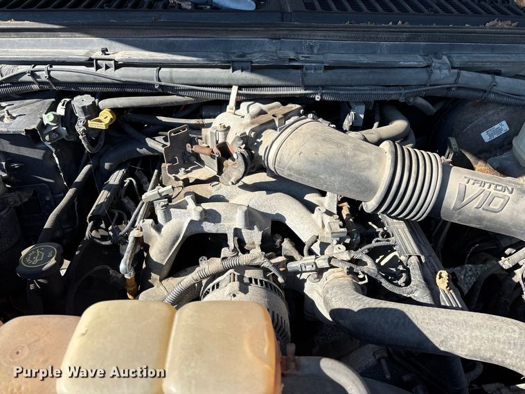 image for item FG0636 1999 Ford F-350 dump bed pickup truck