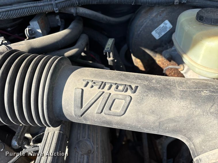 image for item FG0636 1999 Ford F-350 dump bed pickup truck