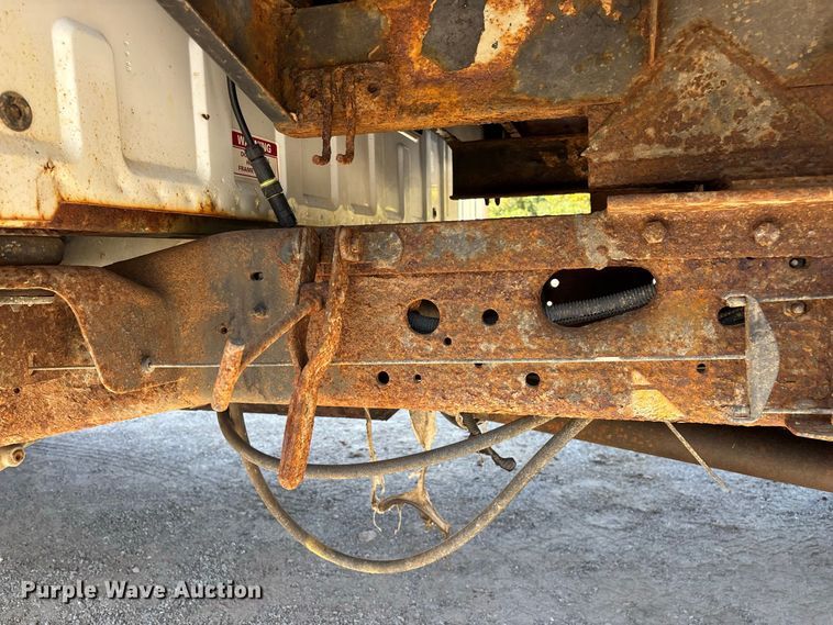 image for item FG0636 1999 Ford F-350 dump bed pickup truck