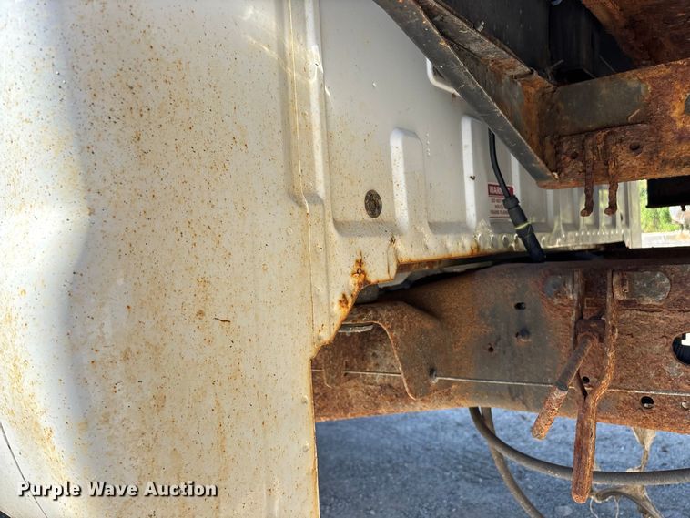image for item FG0636 1999 Ford F-350 dump bed pickup truck