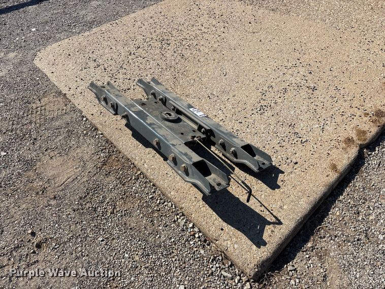image for item FG0637 Gooseneck hitch
