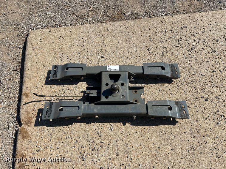 image for item FG0637 Gooseneck hitch