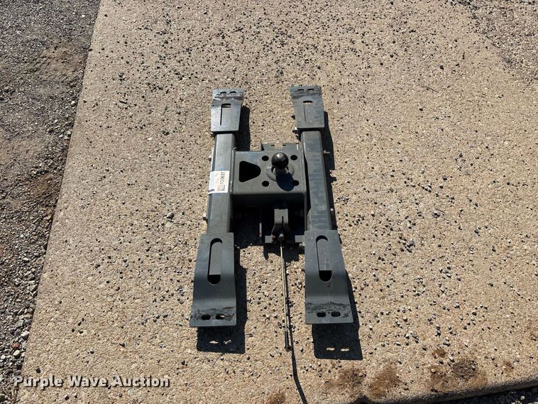 image for item FG0637 Gooseneck hitch