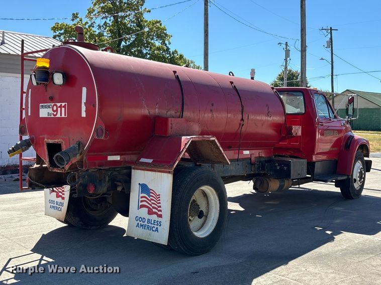 image for item FG0640 1997 Ford tanker fire truck