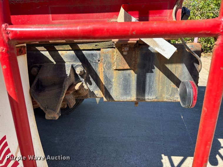 image for item FG0640 1997 Ford tanker fire truck