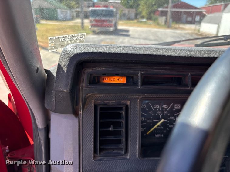 image for item FG0640 1997 Ford tanker fire truck