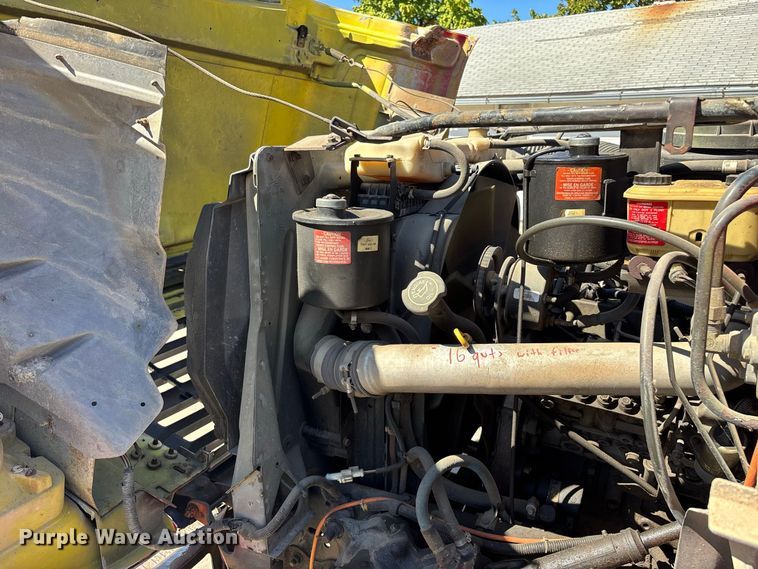 image for item FG0640 1997 Ford tanker fire truck