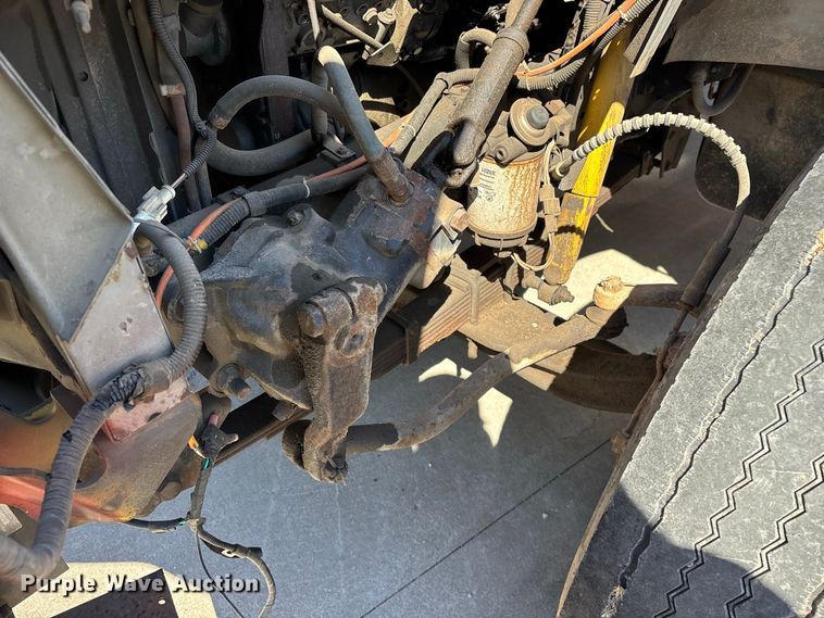 image for item FG0640 1997 Ford tanker fire truck