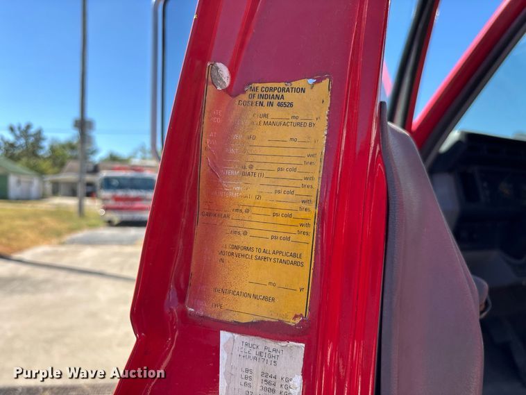 image for item FG0640 1997 Ford tanker fire truck