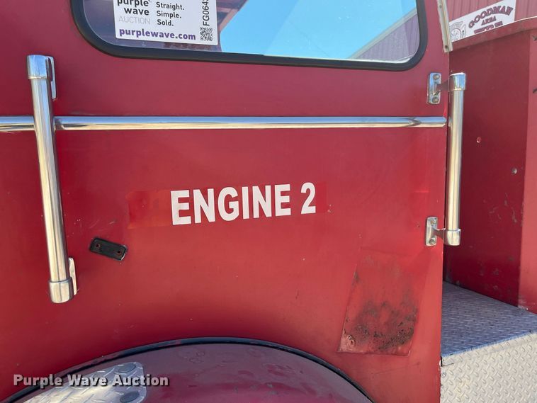 image for item FG0642 1971 International Harvester General C0-8190 pumper fire truck