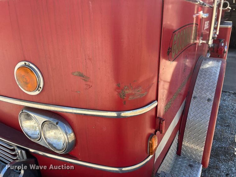 image for item FG0642 1971 International Harvester General C0-8190 pumper fire truck