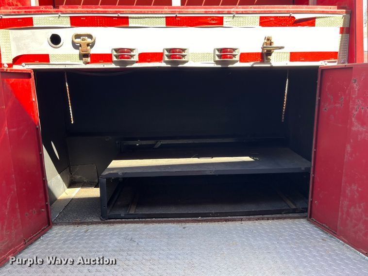 image for item FG0642 1971 International Harvester General C0-8190 pumper fire truck
