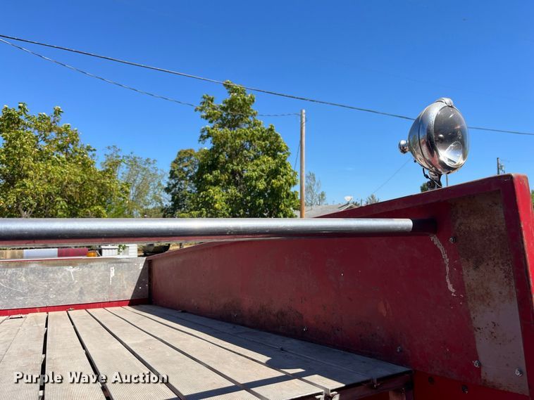 image for item FG0642 1971 International Harvester General C0-8190 pumper fire truck