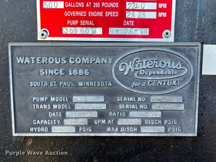 image for item FG0642 1971 International Harvester General C0-8190 pumper fire truck