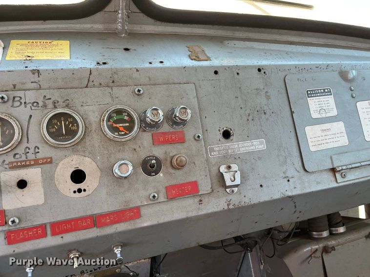image for item FG0642 1971 International Harvester General C0-8190 pumper fire truck