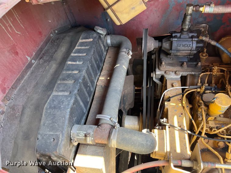 image for item FG0642 1971 International Harvester General C0-8190 pumper fire truck