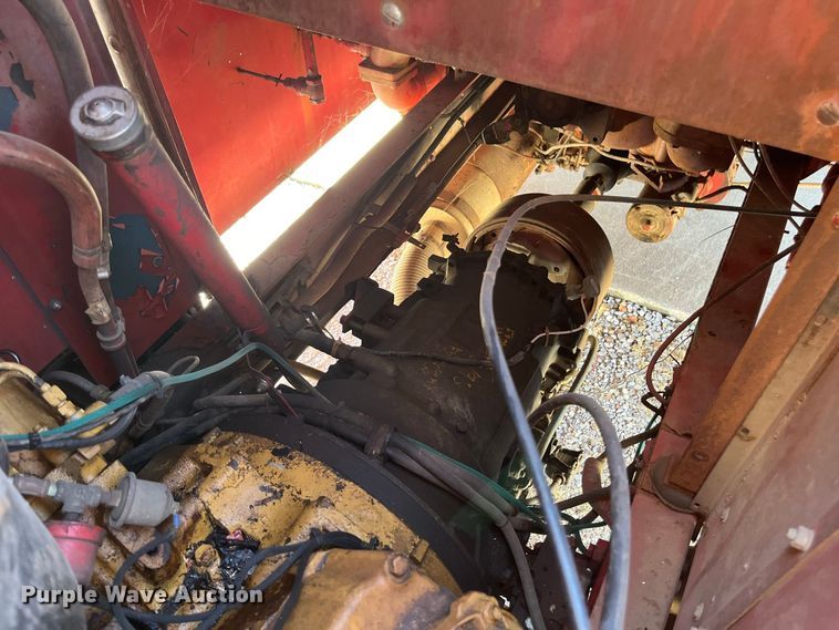 image for item FG0642 1971 International Harvester General C0-8190 pumper fire truck