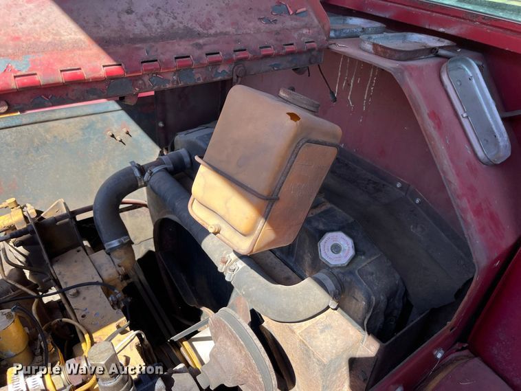 image for item FG0642 1971 International Harvester General C0-8190 pumper fire truck