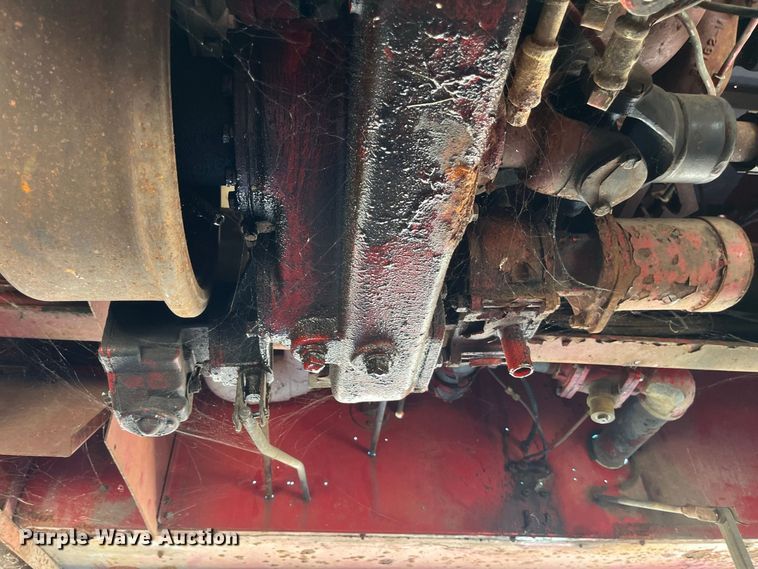 image for item FG0642 1971 International Harvester General C0-8190 pumper fire truck