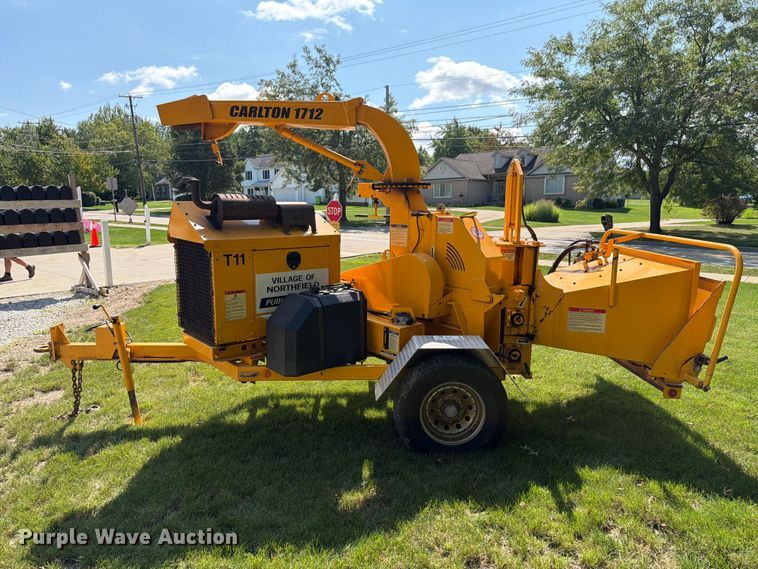 image for item FG3009 2011 Carlton 1712 wood chipper