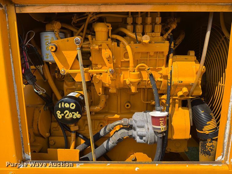image for item FG3009 2011 Carlton 1712 wood chipper