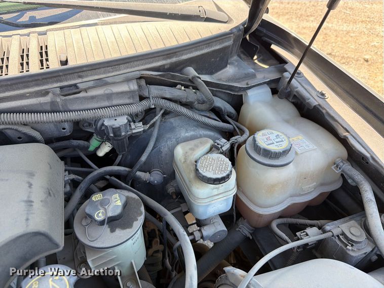 image for item FH6264 2004 Lincoln Navigator SUV