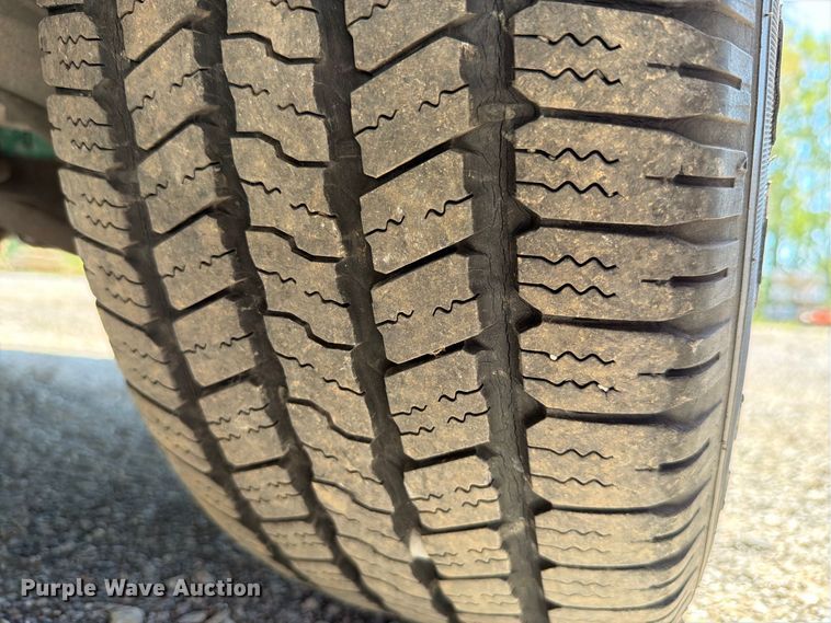 image for item FH6264 2004 Lincoln Navigator SUV