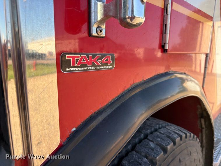 image for item FH6358 2008 Pierce Arrow XT pumper fire truck