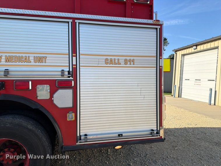 image for item FH6358 2008 Pierce Arrow XT pumper fire truck