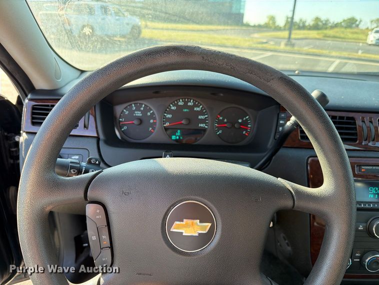 image for item FH6372 2011 Chevrolet Impala 