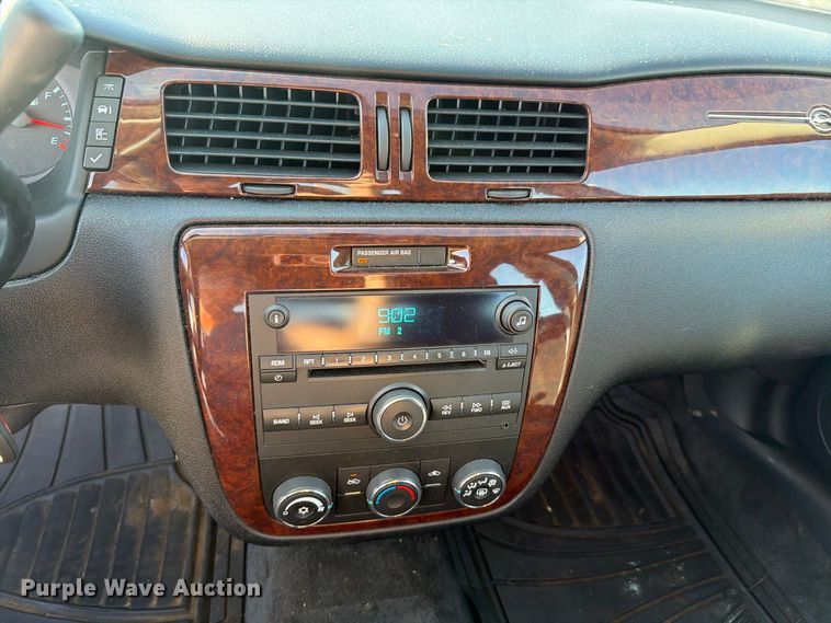 image for item FH6372 2011 Chevrolet Impala 