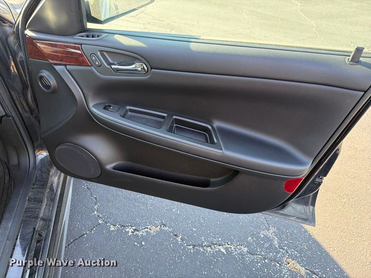 image for item FH6372 2011 Chevrolet Impala 