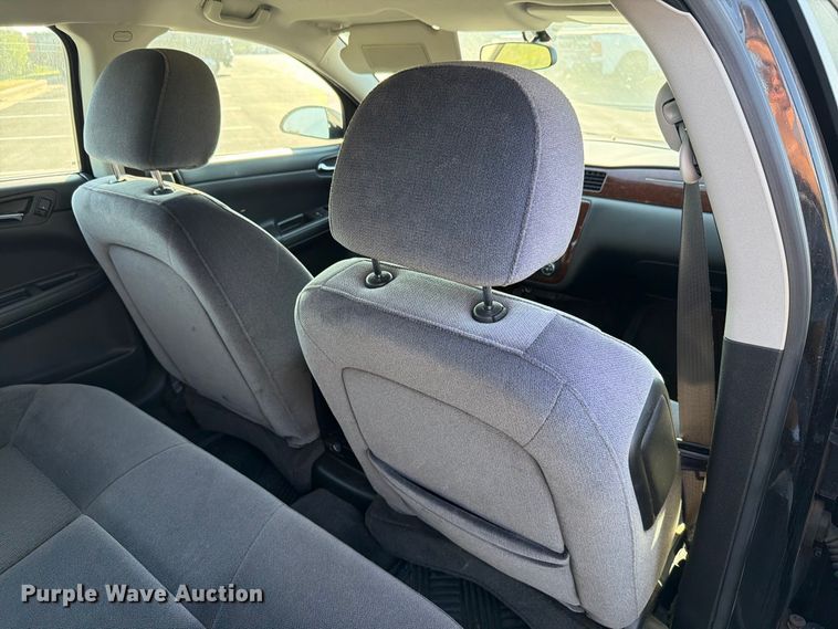 image for item FH6372 2011 Chevrolet Impala 