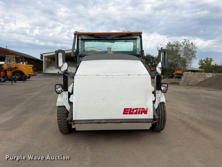 image for item FK3386 2018 Elgin Pelican street sweeper