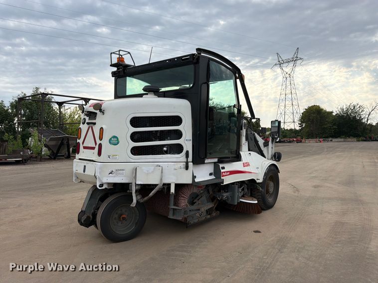 image for item FK3386 2018 Elgin Pelican street sweeper