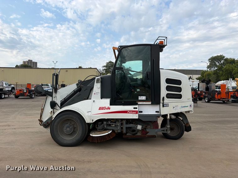 image for item FK3386 2018 Elgin Pelican street sweeper