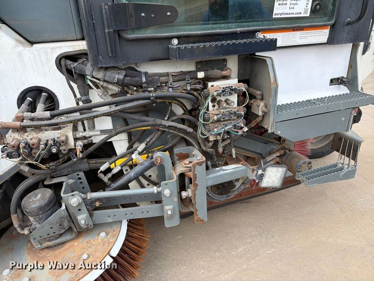 image for item FK3386 2018 Elgin Pelican street sweeper