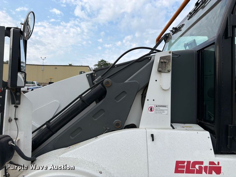 image for item FK3386 2018 Elgin Pelican street sweeper
