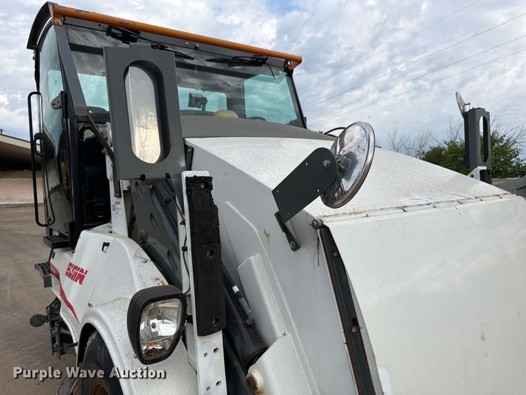 image for item FK3386 2018 Elgin Pelican street sweeper