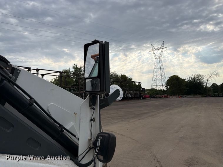 image for item FK3386 2018 Elgin Pelican street sweeper