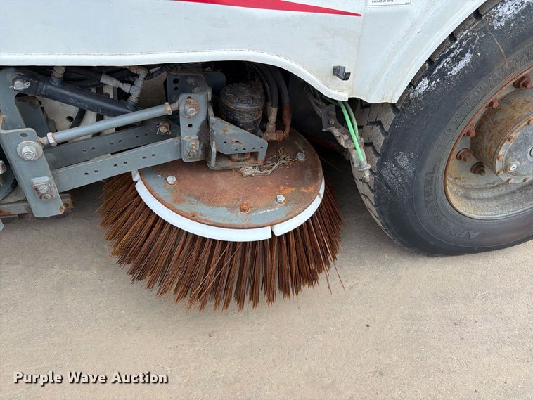 image for item FK3386 2018 Elgin Pelican street sweeper