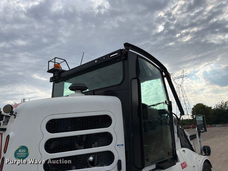 image for item FK3386 2018 Elgin Pelican street sweeper