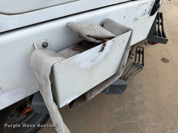 image for item FK3386 2018 Elgin Pelican street sweeper