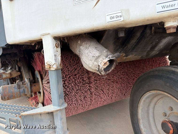 image for item FK3386 2018 Elgin Pelican street sweeper