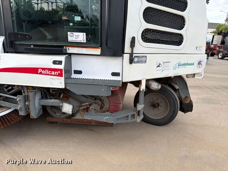 image for item FK3386 2018 Elgin Pelican street sweeper