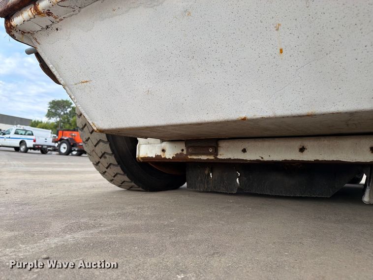 image for item FK3386 2018 Elgin Pelican street sweeper