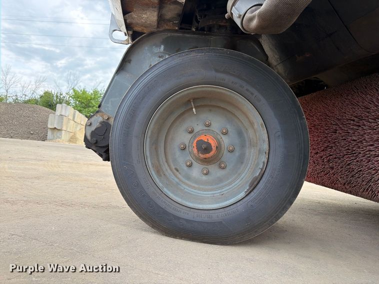 image for item FK3386 2018 Elgin Pelican street sweeper
